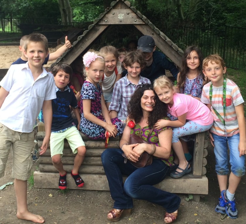 evie-with-children-in-school-garden